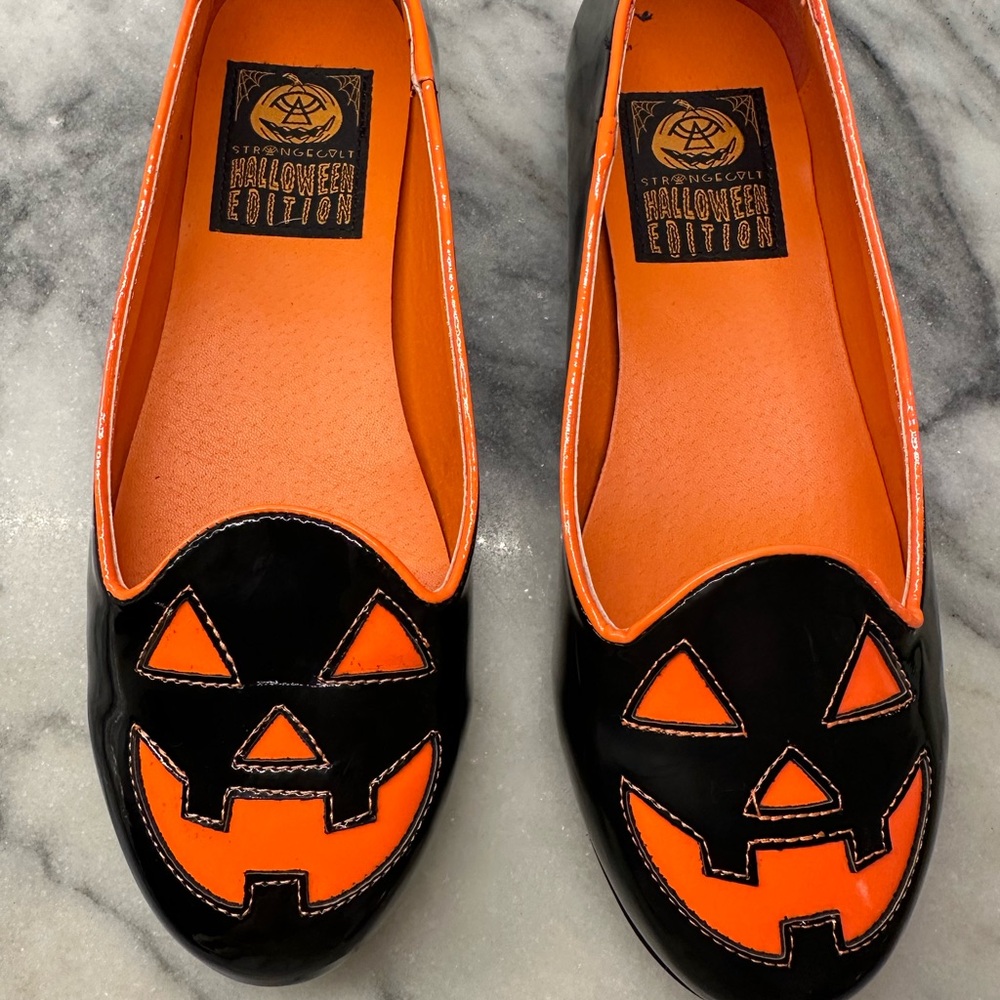 Black and Orange Halloween Edition Flats